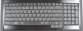 klawiatura QWERTY (fot. Krzysztof Osuch, model M17x R3)