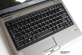 Toshiba Satellite Pro U400