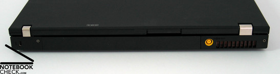 Lenovo Thinkpad T61 od tyłu