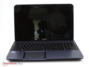 z bliska: Toshiba Satellite L855