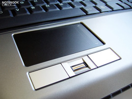 touchpad w ICom PrestigeBook 8310