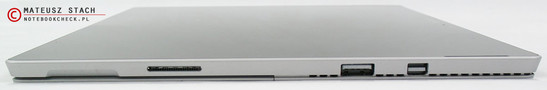prawy bok: czytnik kart microSD, port Surface Connect (ładowanie), USB 3.0, mini DisplayPort