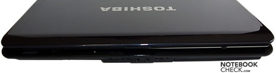 Toshiba Satellite A200-14D z przodu