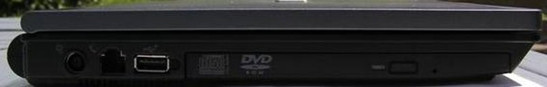 Lewy bok. Napęd CD-RW/DVD, port USB i RJ-11 oraz gniazdo zasilania
