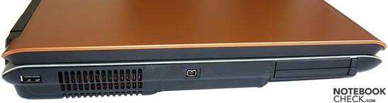 Toshiba Satellite P100-324 z lewej