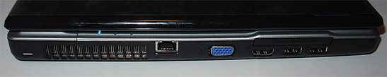 lewy bok: złącze blokady Kensingtona, wylot układu chłodzenia, RJ45, D-Sub (VGA), ExpressCard, HDMI, 2x USB