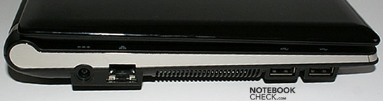 lewy bok: gniazdo zasilania, LAN, wylot wentylatora, 2x USB