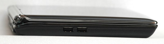 lewy bok: 2x USB