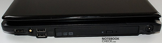 prawy bok: USB, gniazdo antenowe, 2x USB, napęd optyczny, gniazdo zasilania