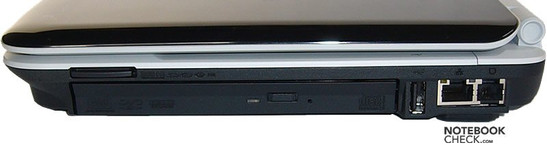 prawy bok: czytnik kart, napęd optyczny, USB (pionowo), LAN, modem