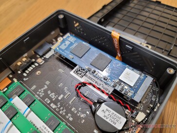 Podstawowy dysk SSD M.2 2280 PCIe3 x4 NVMe