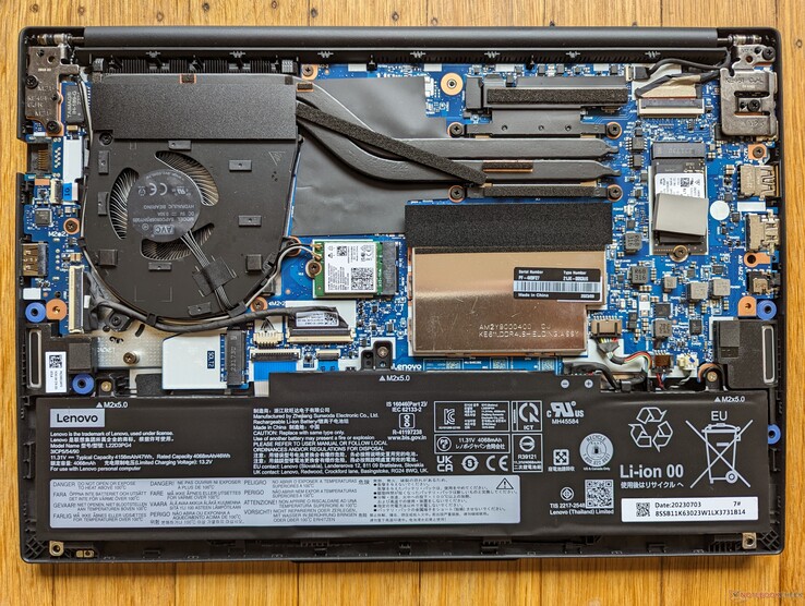 ThinkPad E14 G5 Intel