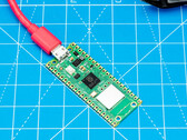 Pico W obsługuje teraz Bluetooth 5.2, rok po jego wydaniu. (Źródło obrazu: Raspberry Pi Foundation)