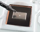 W konsoli PS5 jako materiał termoprzewodzący zastosowano metal płynny, jednak w modelu PS6 może go zabraknąć.