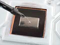 W konsoli PS5 jako materiał termoprzewodzący zastosowano metal płynny, jednak w modelu PS6 może go zabraknąć.