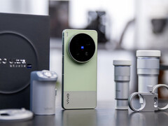 Vivo X300 Ultra w jednym z premierowych kolorów.