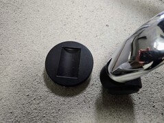 Podkładki zapobiegają staczaniu się krzesła