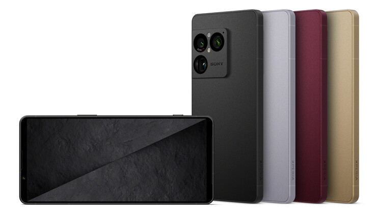 Cztery opcje kolorystyczne i konstrukcja Xperia 1 VIII