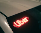 Kierowcy Ubera zapewniający przejazdy nastolatkom będą teraz potrzebować identyfikacji odcisków palców w Kalifornii (Źródło zdjęcia: Erik Mclean na Unsplash)