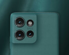 Edge 50 dotarł do Europy w kolorach Koala Grey, Jungle Green i Peach Fuzz. (Źródło zdjęcia: Motorola)