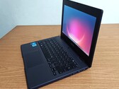Recenzja Asus ExpertBook BR1104CGA: cichy laptop edukacyjny o świetnej żywotności baterii dzięki Intel N100