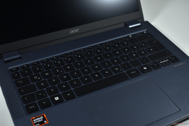 Acer TravelMate P4: Klawiatura