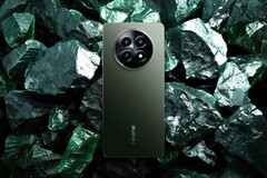 Realme 12X oferuje wyświetlacz LCD 120 Hz w przystępnej cenie. (Zdjęcie: Realme)