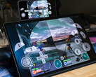 Dolphin Netplay uruchamia grę „Star Fox: Assault” na dwóch różnych urządzeniach z systemem Android.