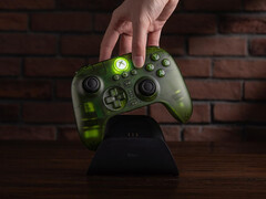 3-trybowy kontroler 8BitDo Ultimate dla konsoli Xbox można nabyć w Jade. (Źródło obrazu: 8BitDo)