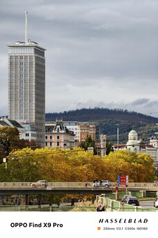 Oppo Find X9 Pro z telekonwerterem z 10-krotnym zoomem