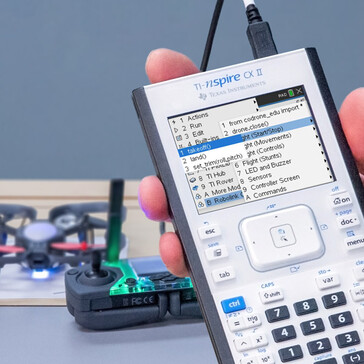 System menu umożliwia uczniom szybkie wprowadzanie poleceń funkcji drona do kodu Python w celu zaprogramowania dronów Robolink CoDrone Edu. (Źródło obrazu: TI)