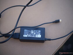Kompaktowy 65-watowy zasilacz USB-C od Lite-On