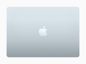Nadchodzący niedrogi MacBook może wyglądać bardzo podobnie do najnowszego M4 MacBook Air 13. (Źródło obrazu: Apple)
