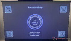 Ostrość należy ustawić ręcznie.