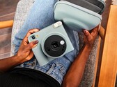 Fujifilm Instax Square 2 umożliwia zmianę wyglądu zdjęć za pomocą filtrów.