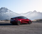 Nowy Model Y w kolorze Midnight Cherry Red (zdjęcie: Tesla)