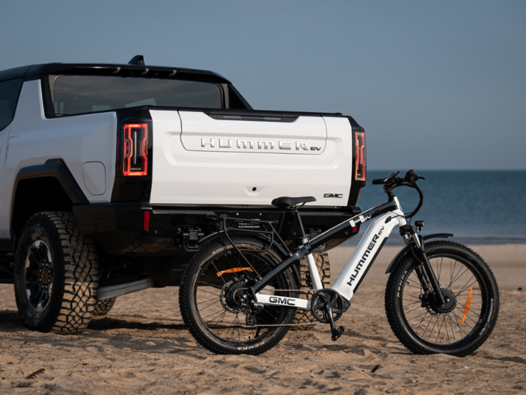 E-rower GMC HUMMER EV AWD (źródło obrazu: Recon Power Bikes)