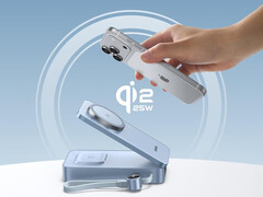 MagFlow Qi2 25W kosztuje 139,99 euro. Na zdjęciu: render przedstawiający składaną podstawkę do bezprzewodowego ładowania power banku. (Źródło zdjęcia: Ugreen)