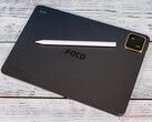 Xiaomi sprzedaje Poco Pad X1 w dwóch opcjach kolorystycznych, obie z 8 GB pamięci RAM i 512 GB pamięci masowej. (Źródło zdjęcia: Notebookcheck)