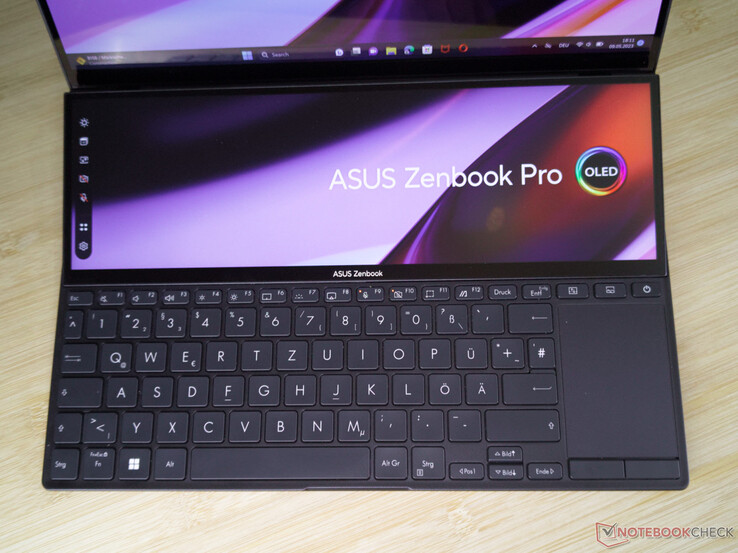 Urządzenia wejściowe Asus Zenbook Pro Duo 14