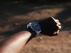 Garmin wprowadza wersję oprogramowania 18.22 dla Forerunner 955. (Źródło obrazu: Garmin)