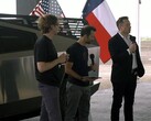 Elon Musk zapowiada rafinerię litu Tesla na wybrzeżu Zatoki Perskiej (zdjęcie: Tesla/YT)