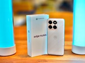 Edge 70 Plus ma imponować dużą baterią i jasnym ekranem, ale czy nie znajdziesz ich także w innych modelach Motoroli?
