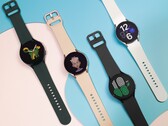 Zegarek Galaxy Watch4 i Galaxy Watch4 Classic otrzymują w tym miesiącu więcej nowych funkcji niż zwykle. (Źródło obrazu: Samsung)