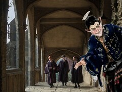 Peter Serafinowicz został obsadzony w roli poltergeista Peevesa w serialu HBO opartym na serii o Harrym Potterze.