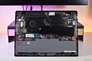 Lenovo ThinkPad L14 Gen 6 AMD: elementy wewnętrzne