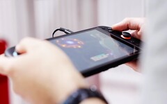 Wyświetlacz Nintendo Switch 2 będzie dostarczany z fabrycznie zainstalowanym ochraniaczem (źródło obrazu: Nintendo)