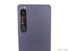 Xperia 1 V ma pakować jeszcze mocniejsze aparaty niż Xperia 1 IV, na zdjęciu. (Źródło obrazu: NotebookCheck)