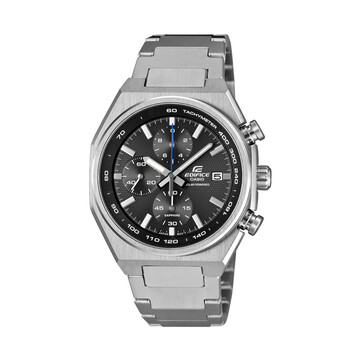 Chronograf Casio Edifice EFSS660D-1A z kopertą i bransoletą ze stali nierdzewnej, czarną tarczą o fakturze, niebieską centralną wskazówką sekundową, trzema tarczami pomocniczymi oraz skalą tachymetryczną.