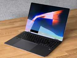 Recenzja: Samsung Galaxy Book4 Pro 360. Urządzenie do recenzji dostarczone przez Samsung Niemcy.